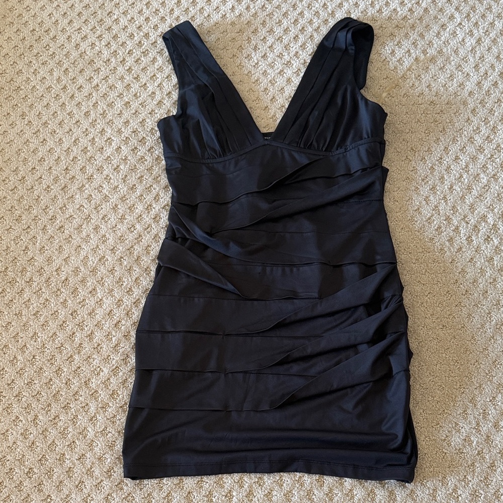Chic Black Sleeveless Mini Dress